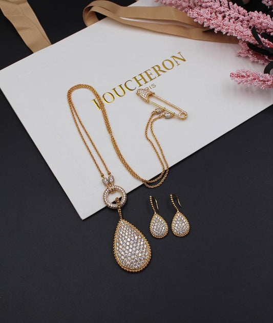 BOUCHERON PARIS  Necklace & Earrings