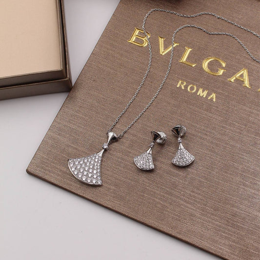 BVLGARI 💕Necklace & earring 💕